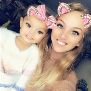 Meet your Posher, Kayla